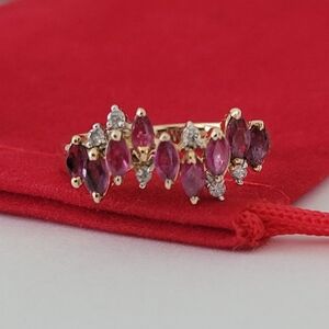 ❤️14k Size 7.25 Lovely Solid Yellow Gold Rubies and Genuine Diamond Ring! 👌🎁